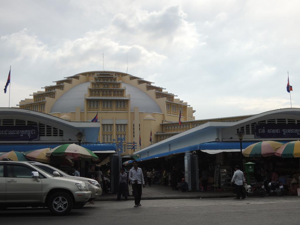 Number 9 Hotel Phnom Penh Exteriör bild